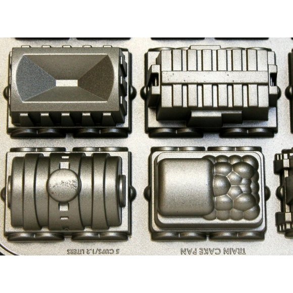 NordicWare Pan Train Cars Mini Bundt Cake Muffin Cupcake Truck 5 cups Classic - Picture 4 of 12